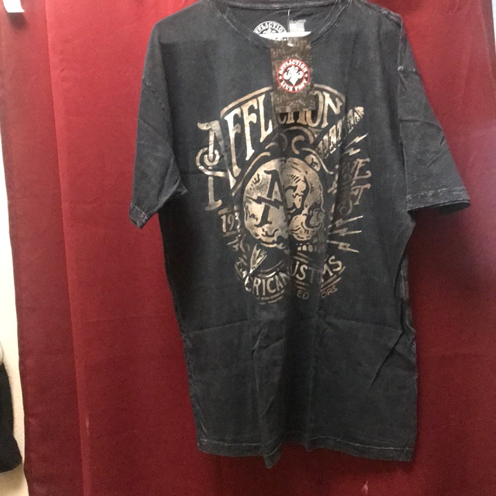 Men’s 2x affliction shirt